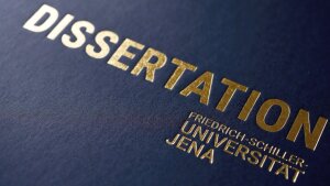 Ein gedrucktes Exemplar einer Dissertation